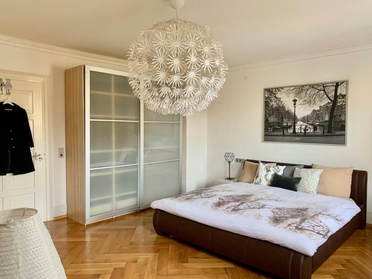 Deluxe Business City Apartments Metzingen Villa Landenberger Dış mekan fotoğraf